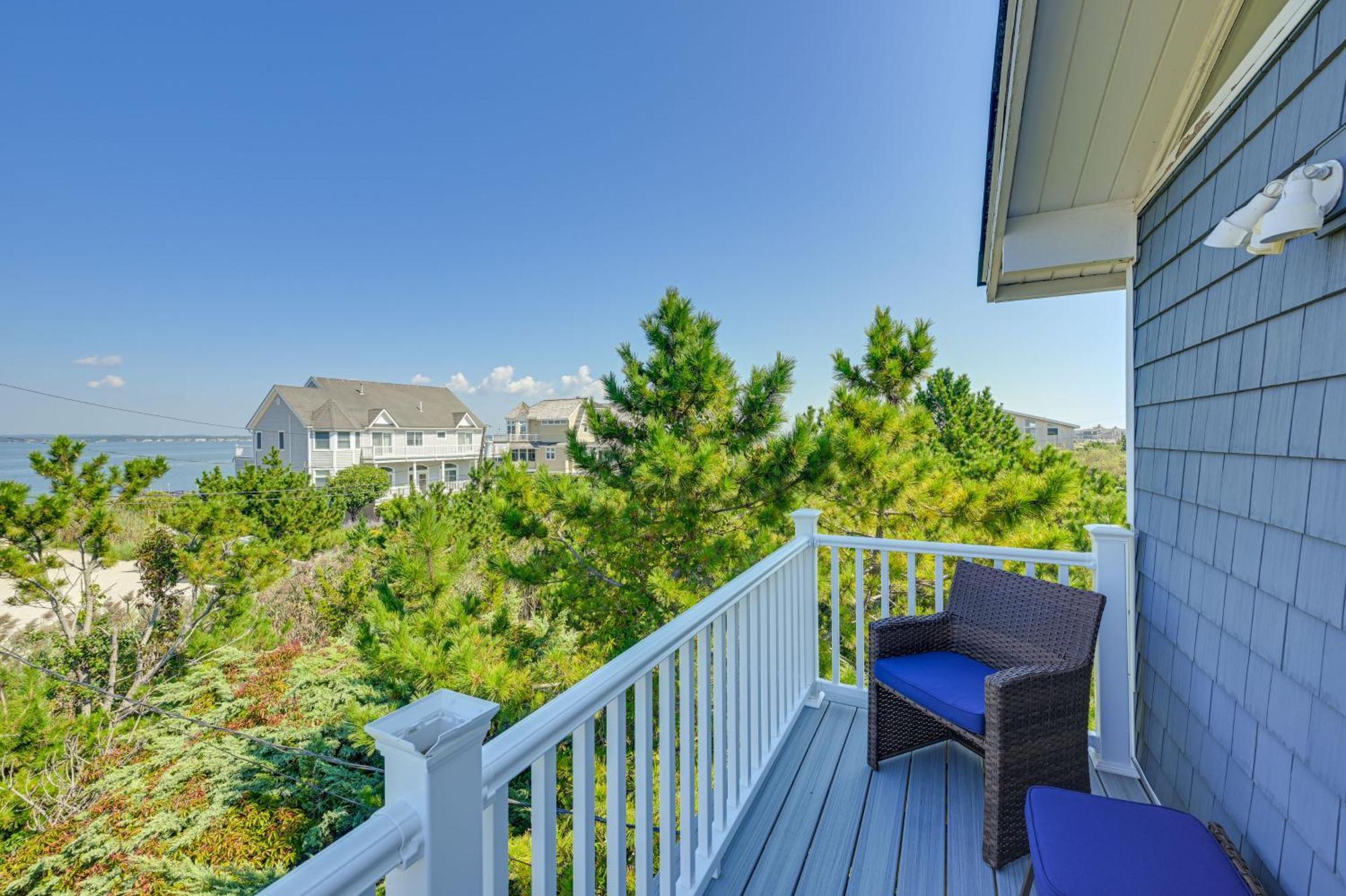 Westhampton Beach Home With Deck And Ocean Views! المظهر الخارجي الصورة