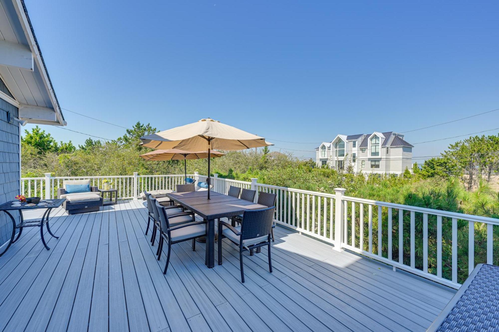 Westhampton Beach Home With Deck And Ocean Views! المظهر الخارجي الصورة