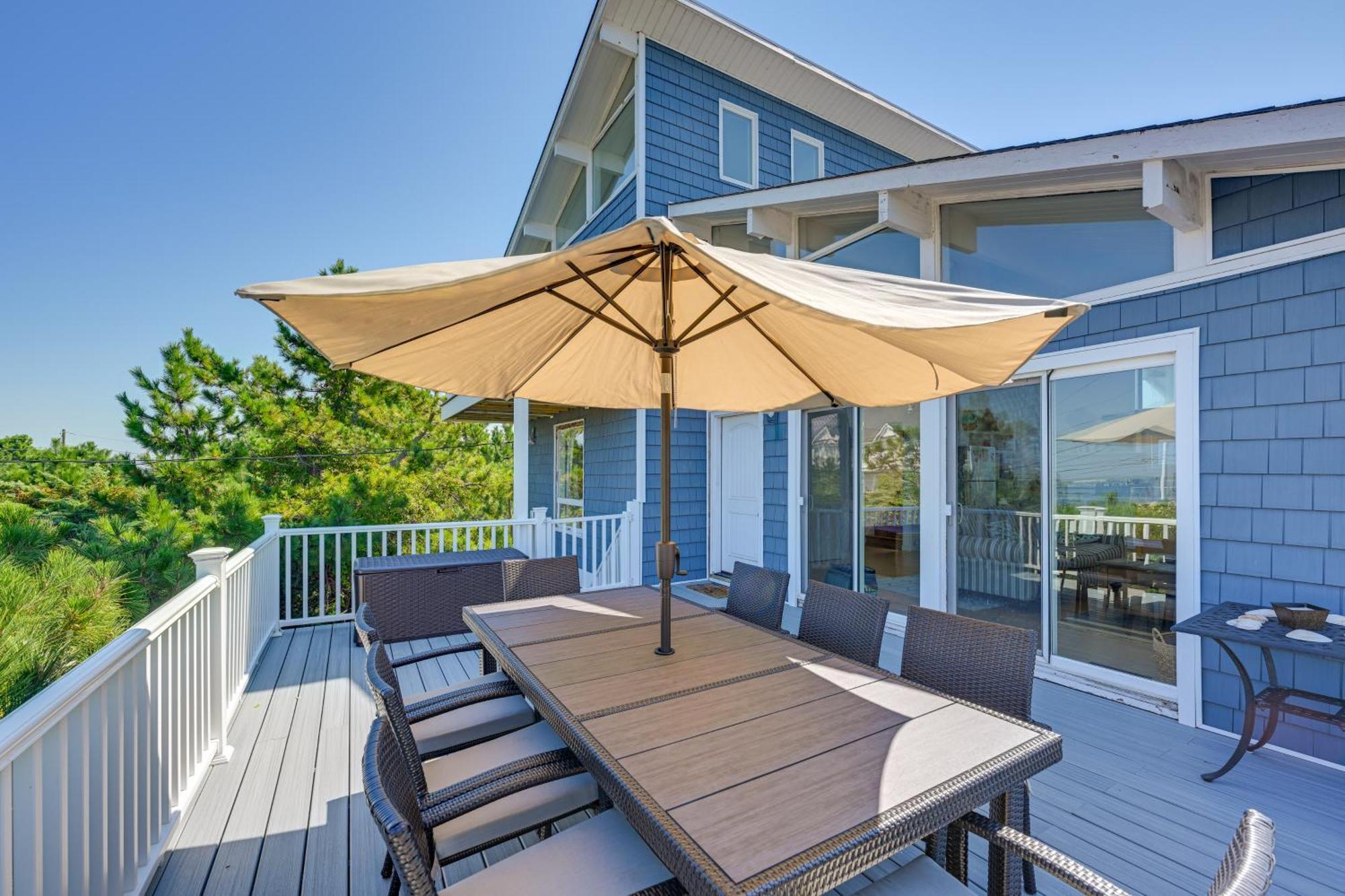 Westhampton Beach Home With Deck And Ocean Views! المظهر الخارجي الصورة