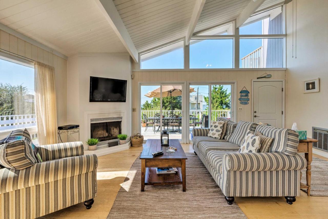 Westhampton Beach Home With Deck And Ocean Views! المظهر الخارجي الصورة