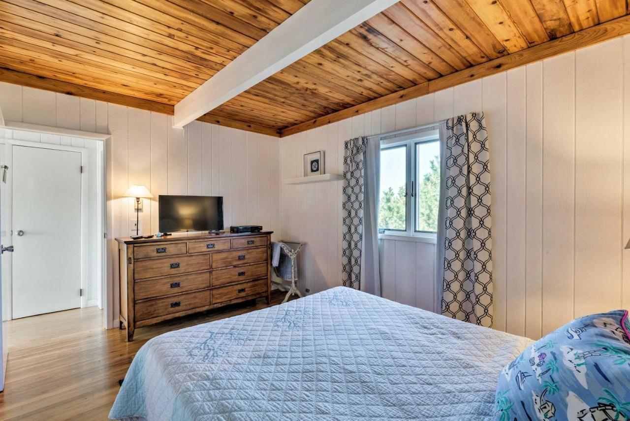 Westhampton Beach Home With Deck And Ocean Views! المظهر الخارجي الصورة